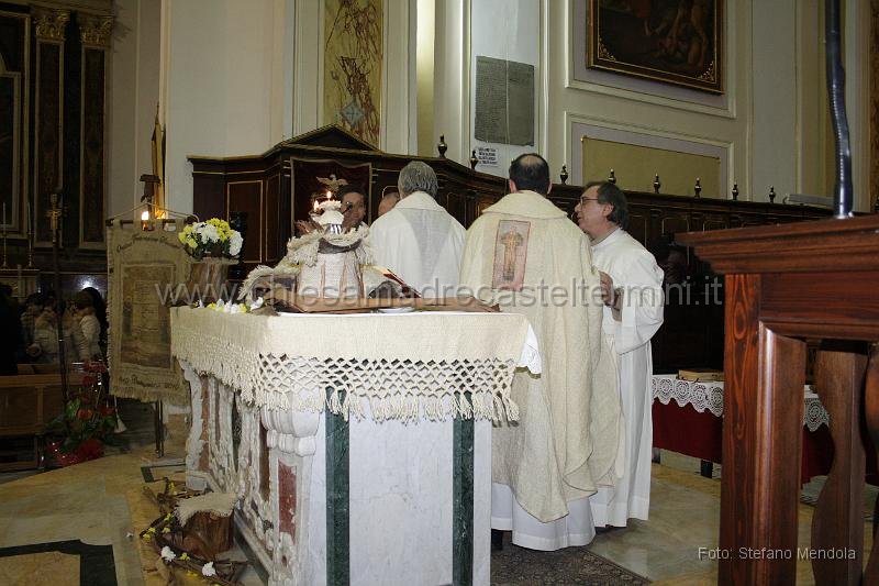 Immagine 228.jpg - 11Gennaio 2010 -  Celebrazione Eucaristica presieduta da padre Calogero Peri, Ofm Cappuccini.